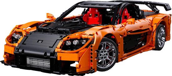 CaDA C61502W - Mazda RX-7 van CaDA