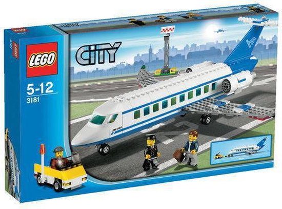 LEGO City Passagiersvliegtuig - 3181 van LEGO