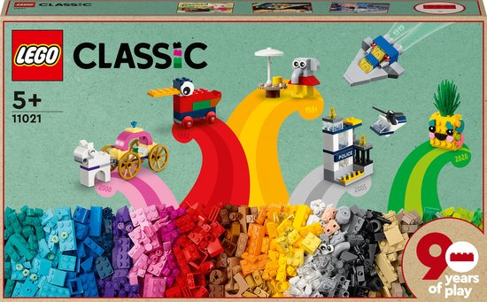 LEGO Classic 90 Jaar Spelen - 11021 van LEGO