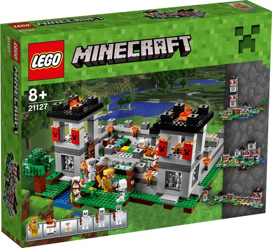 LEGO Minecraft Het Fort - 21127 van Merkloos