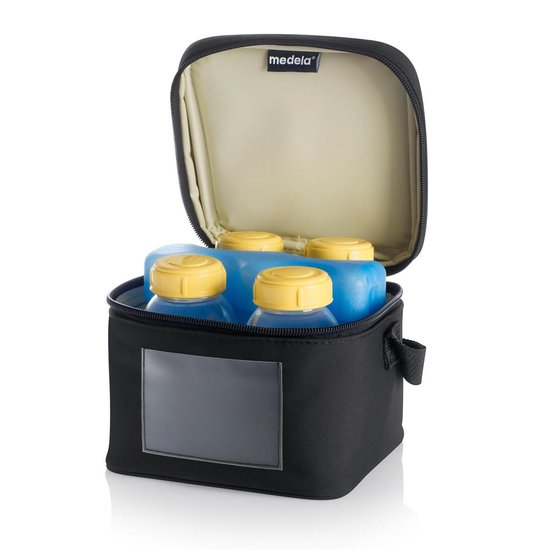 Medela Koeltas Moedermelk flesjes - Medela flesjes passen perfect - met 4 Medela flesjes en koelelement van Medela