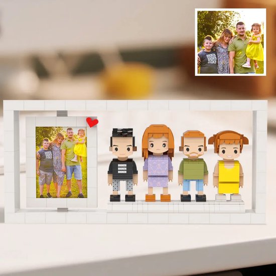 Mini Brick Custom – Gepersonaliseerd Bouwfiguur voor 4 Personen met Fotolijst – Uniek Cadeau op Basis van Foto – Handgemaakt – Origineel Persoonlijk Geschenk – Familie – Vrienden – Luxe Decoratie van Mini Me City