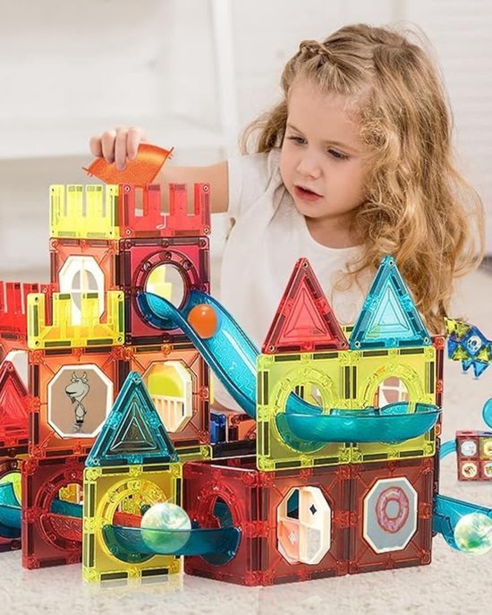 MMP® Magnetische Knikkerbaan - Magnetic Tiles - Magnetisch Speelgoed - 75 Stuks - 32x26x9cm - Veelkleurig van Merkloos