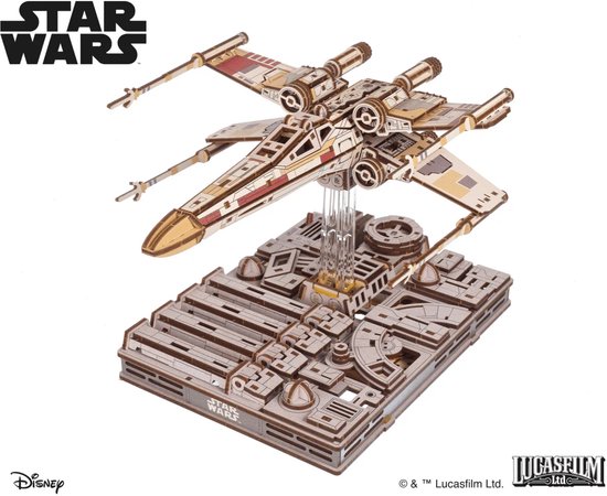 Ugears Star Wars Luke Skywalker's X-Wing Starfighter van Ugears