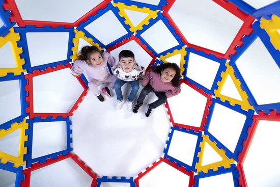 XL Polydron Geo Dome van Merkloos